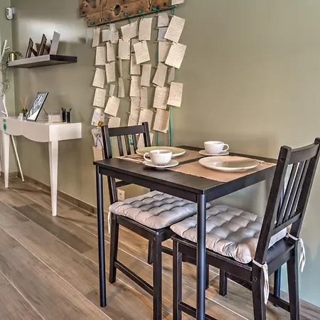 Δωμάτια σε οικογενειακή κατοικία Fika