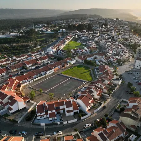 Δωμάτια σε οικογενειακή κατοικία Fika