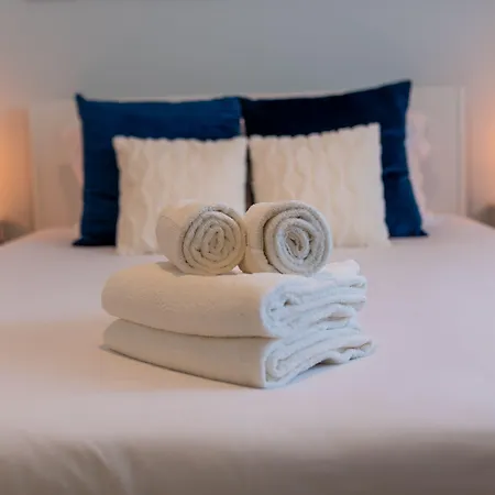 Δωμάτια σε οικογενειακή κατοικία Fika