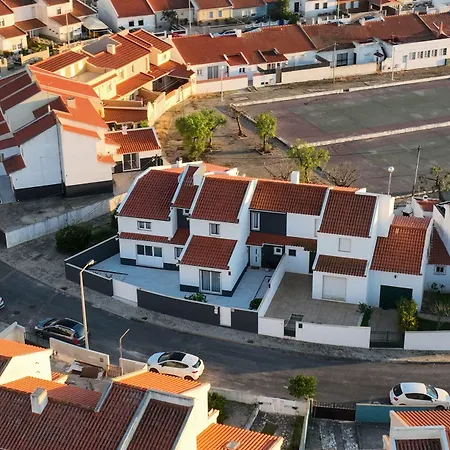 Δωμάτια σε οικογενειακή κατοικία Fika