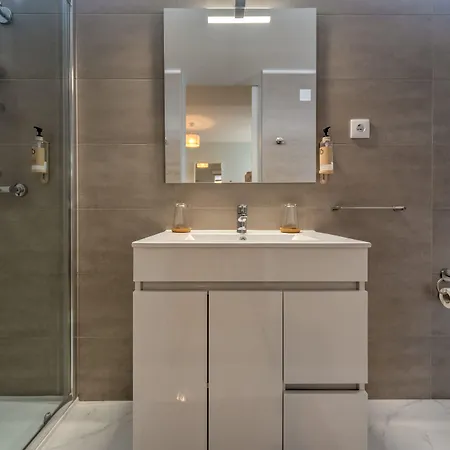 Δωμάτια σε οικογενειακή κατοικία Fika Ναζαρέ