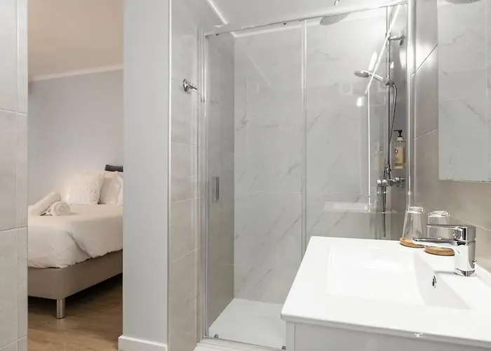 Homestay Fika Nazare